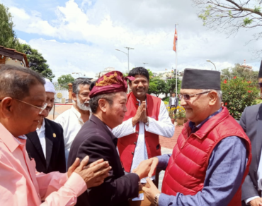 Keakraban Ketua Umum Prajaniti dan Perdana Menteri Nepal