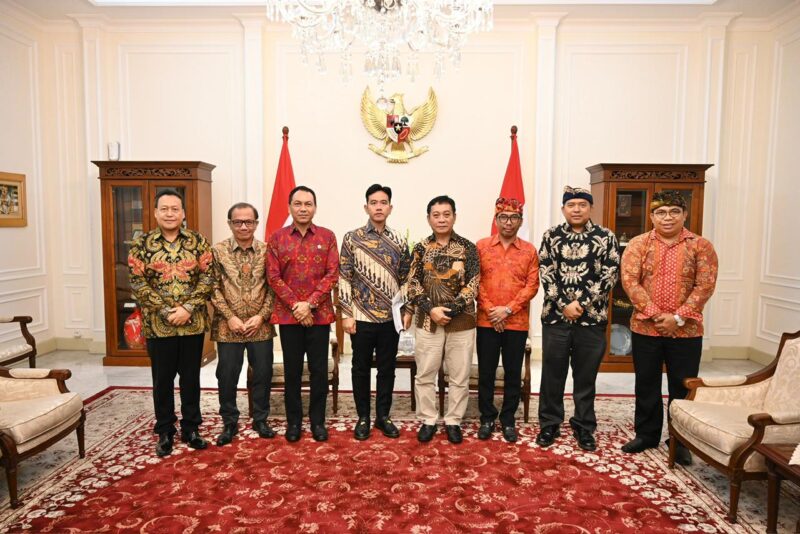 AUDIENSI DPP PRAJANITI KEPADA BAPAK WAKIL PRESIDEN RI AUDIENSI DPP PRAJANITI KEPADA BAPAK WAKIL PRESIDEN RI